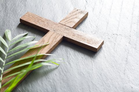 20 Scriptures to Pray to Prepare Your Heart for Resurrection Sunday